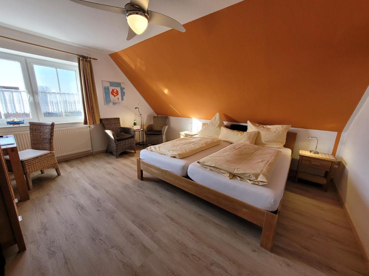 Naturwert Hotel Garni Ursula Krummhörn Esterno foto