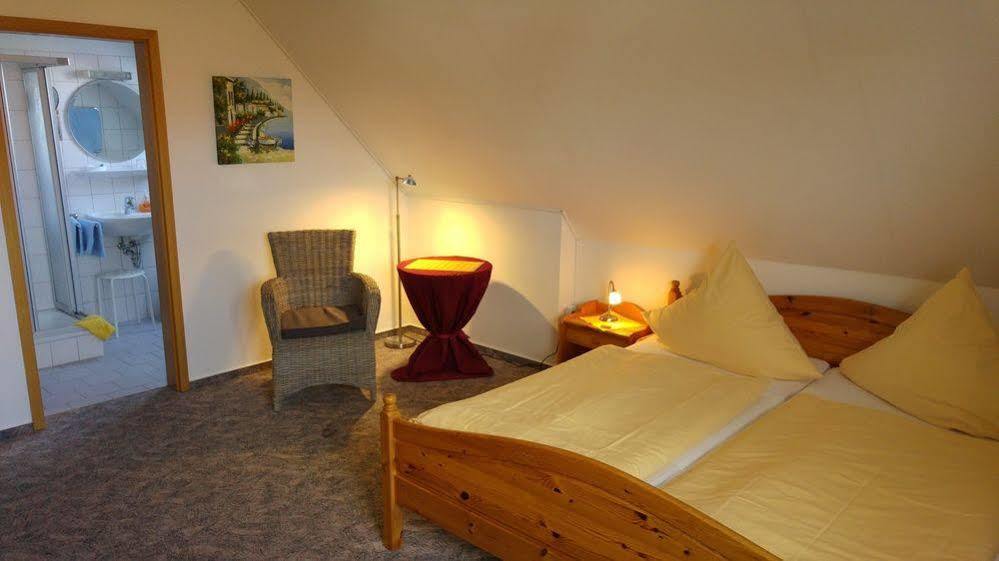 Naturwert Hotel Garni Ursula Krummhörn Esterno foto